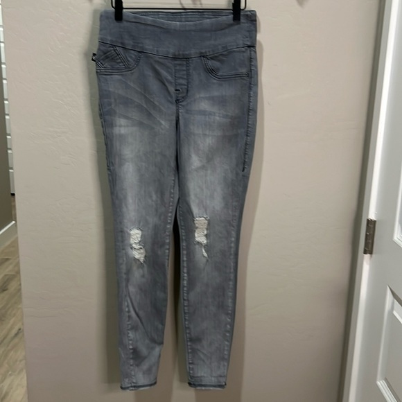 Rock & Republic Jeans Gray Fever Pullon Slimming Skinny Distressed Vintage Slim - Picture 1 of 12